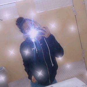 Meet your Posher, Esther